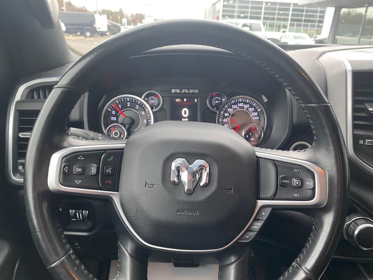 2019 RAM 1500 Big Horn 4x4 Crew Cab 5'7 Box Photo