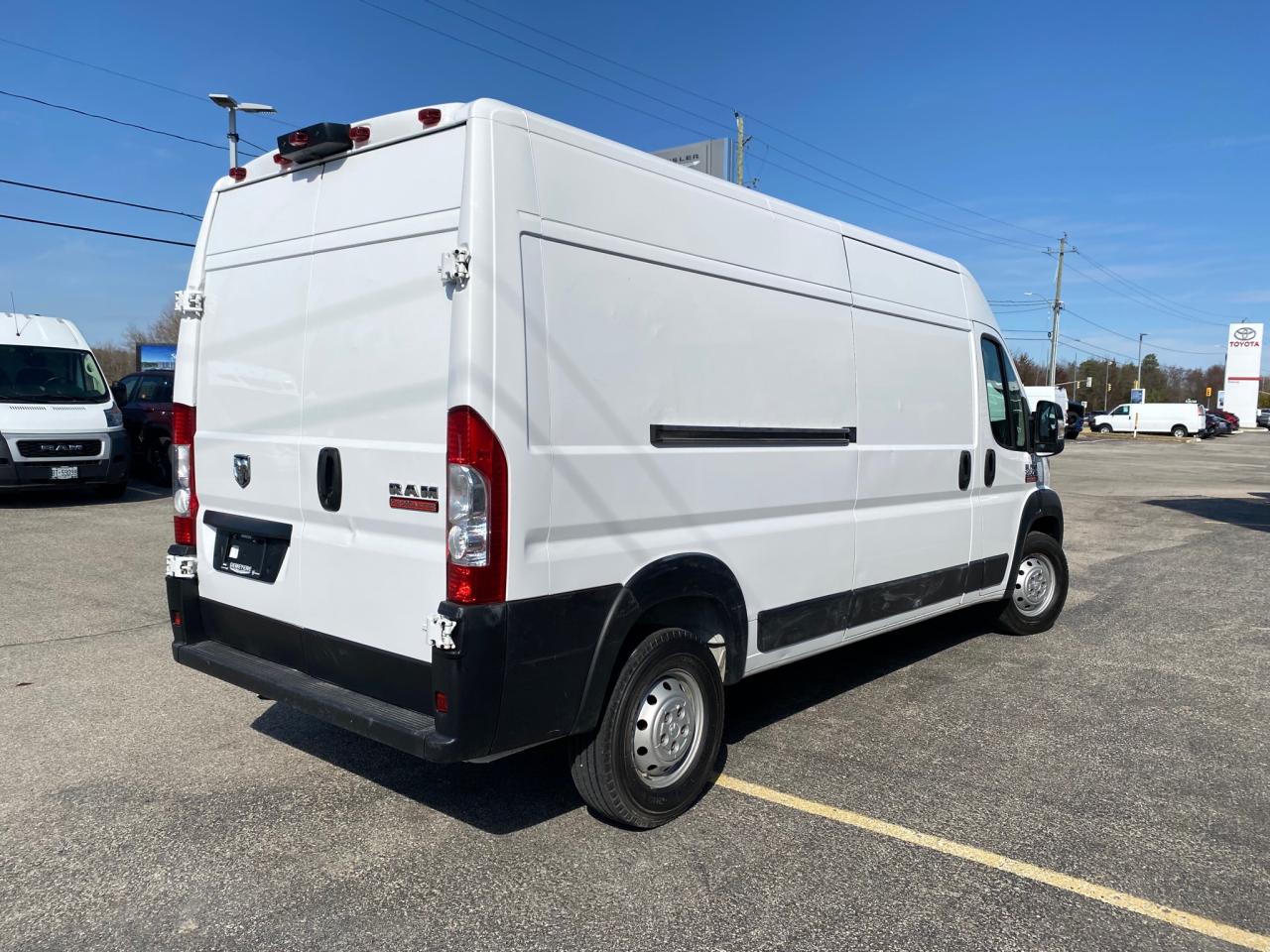 2020 RAM ProMaster 2500 High Roof Photo4