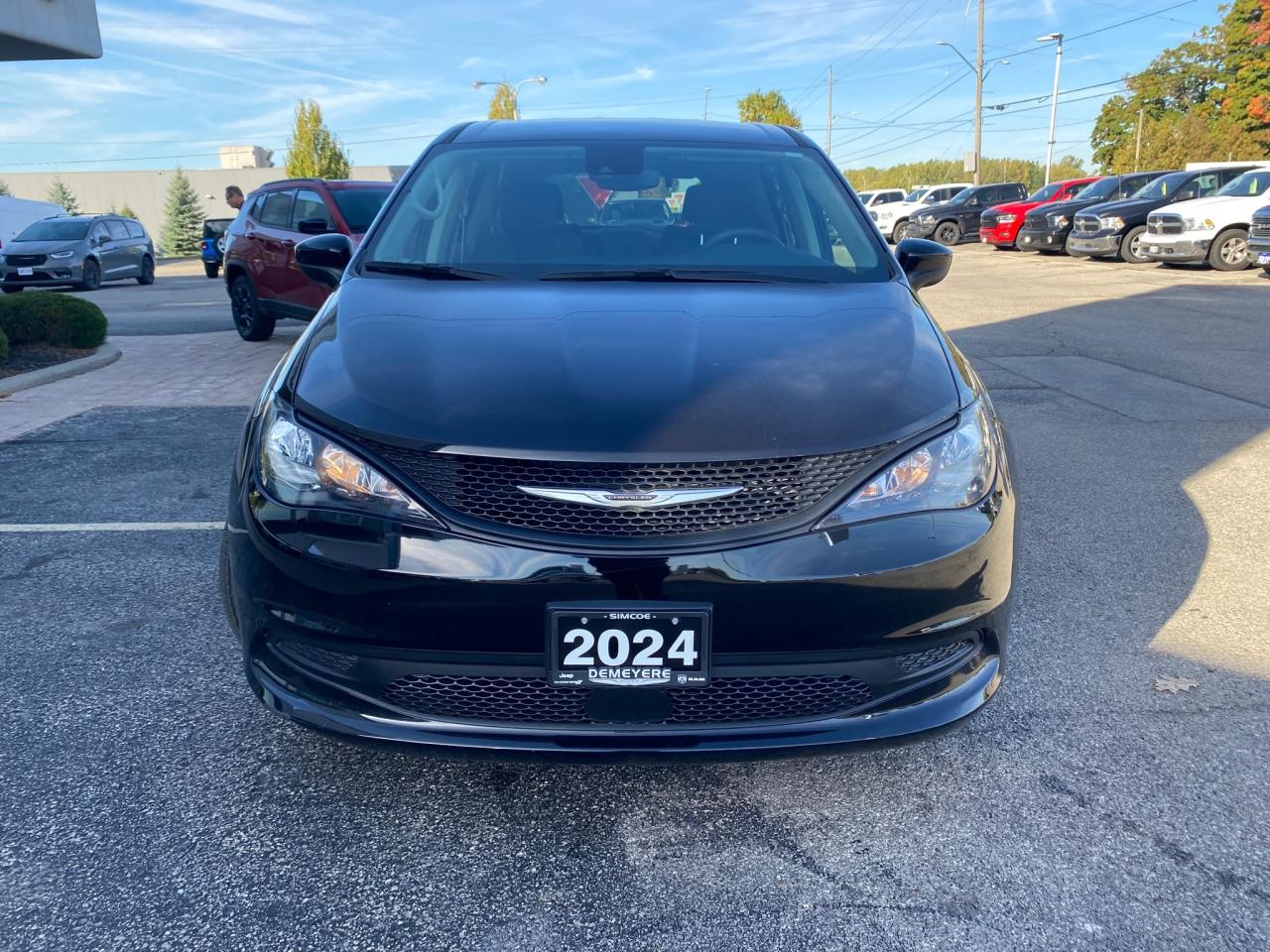 2024 Chrysler Grand Caravan SXT Photo