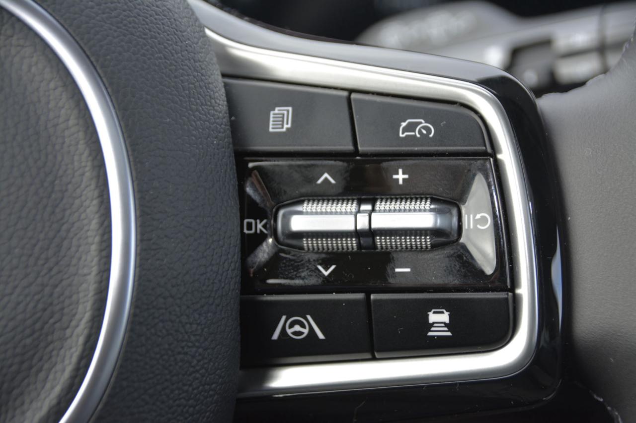 2026 Kia Carnival CARNIVAL SX Photo