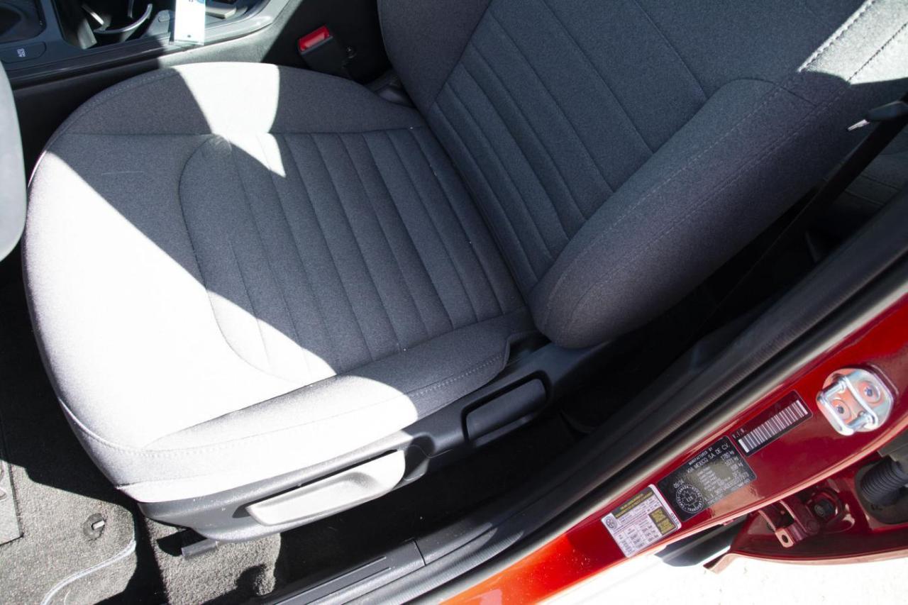 2025 Kia K4 EX Photo