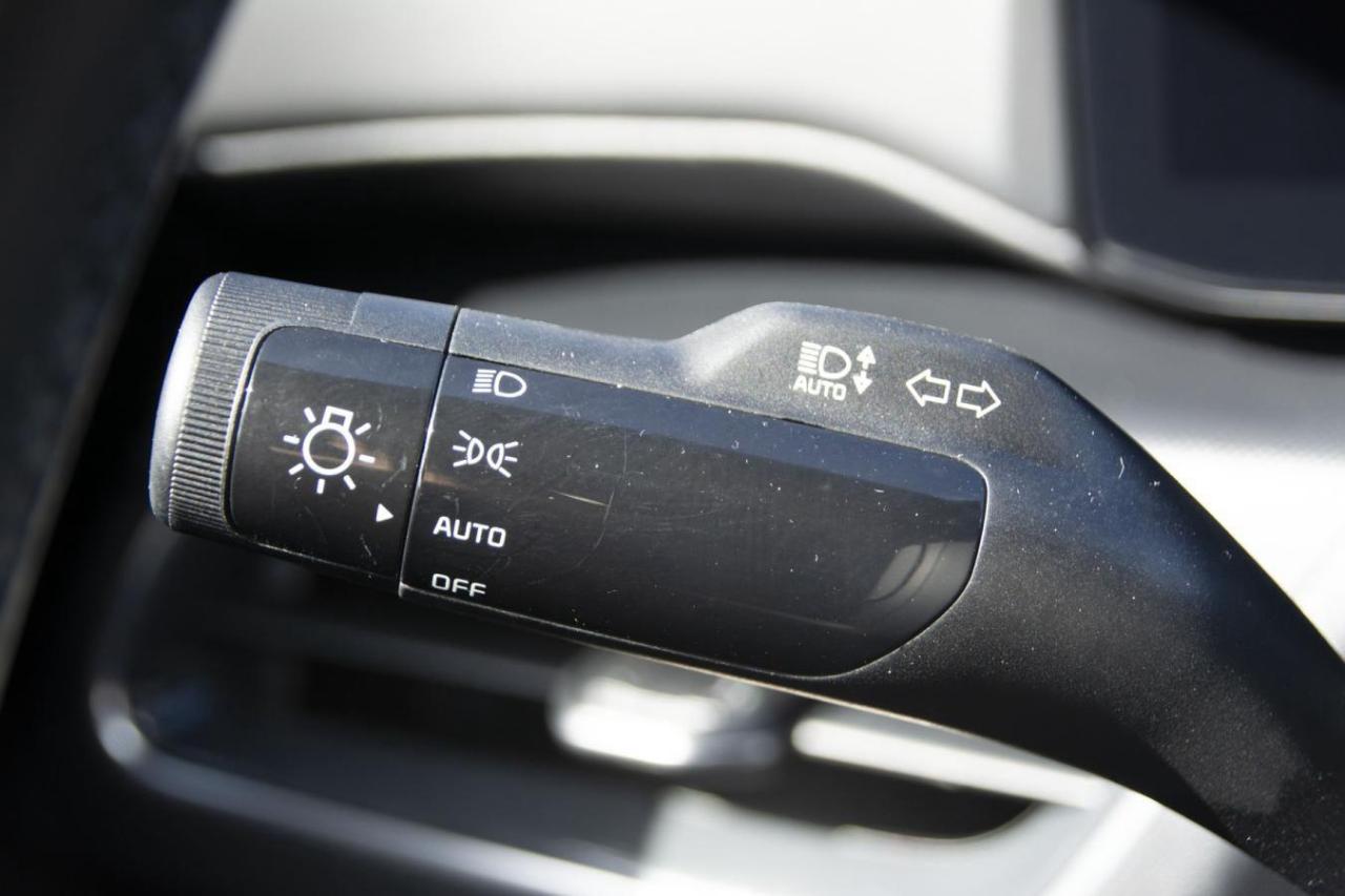 2025 Kia K4 EX Photo