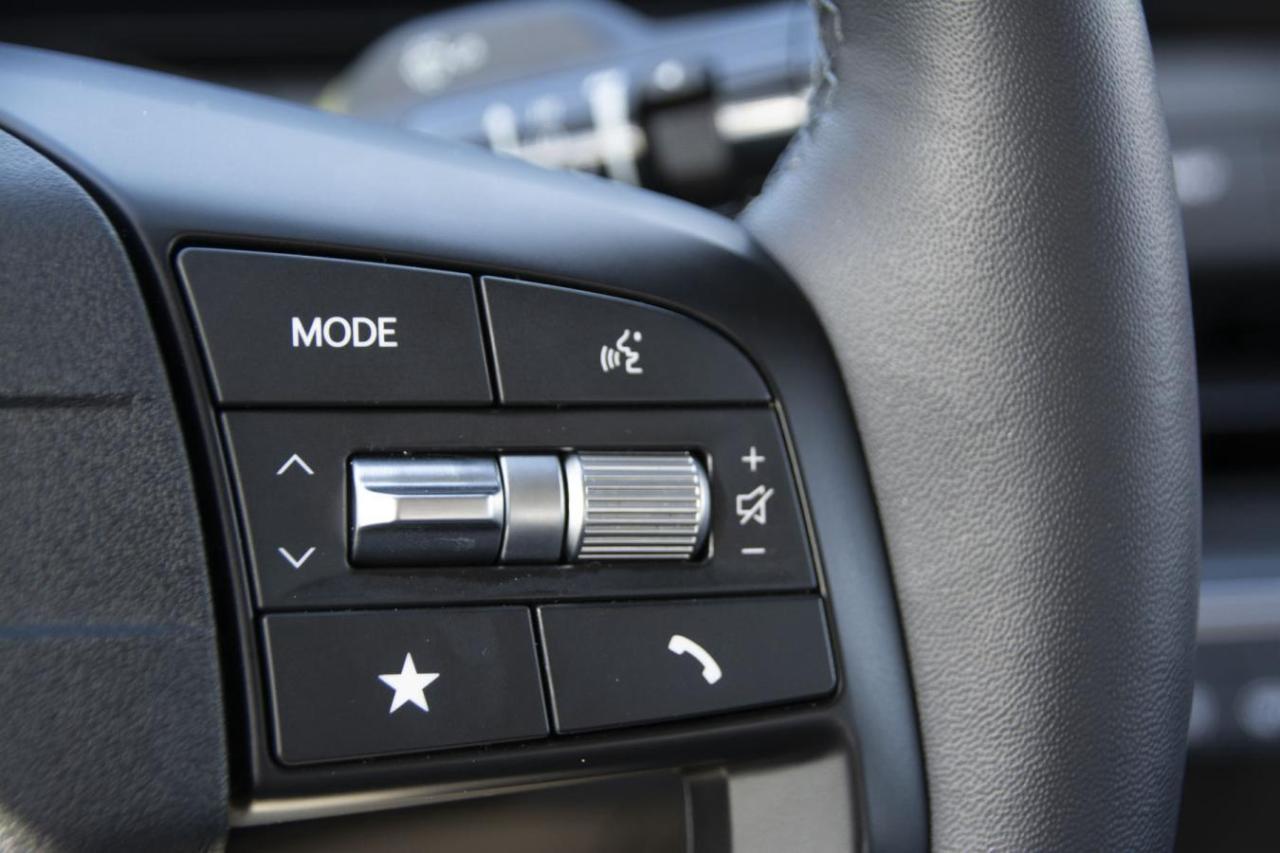 2025 Kia K4 EX Photo