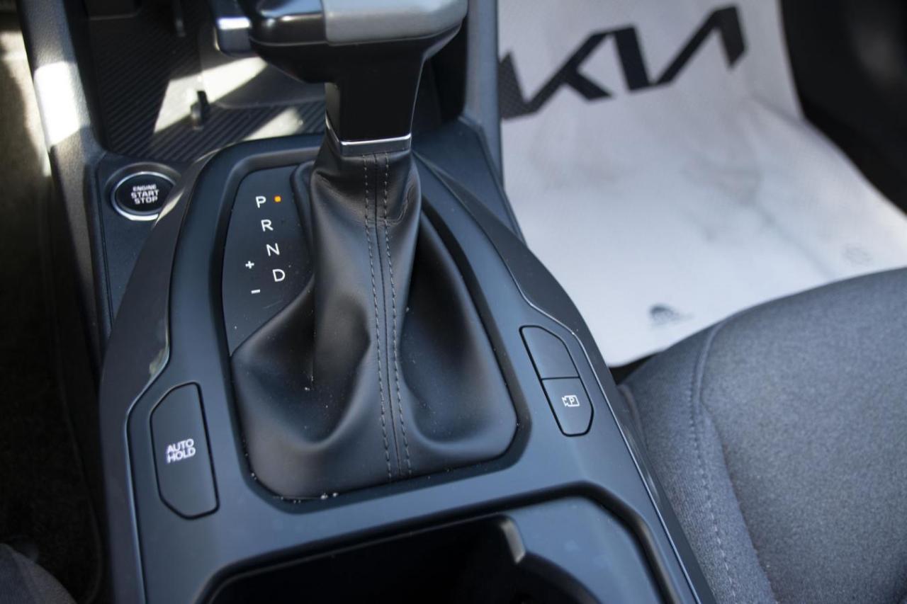 2025 Kia K4 EX Photo