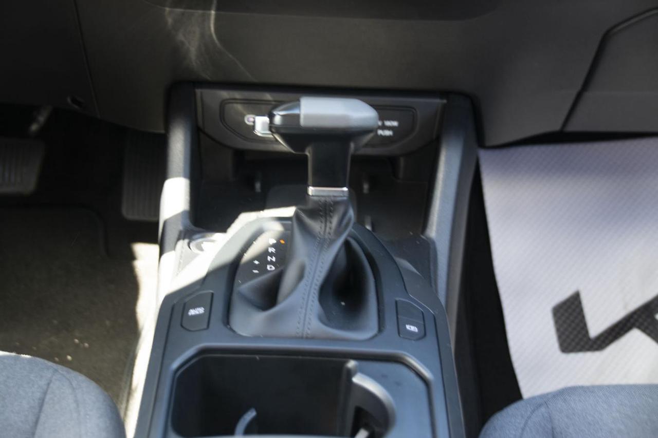 2025 Kia K4 EX Photo