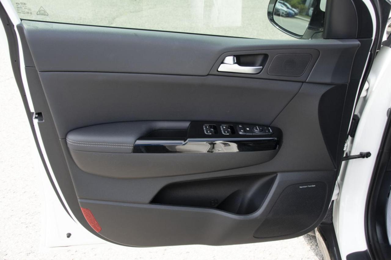 2022 Kia Sportage SX TURBO Photo