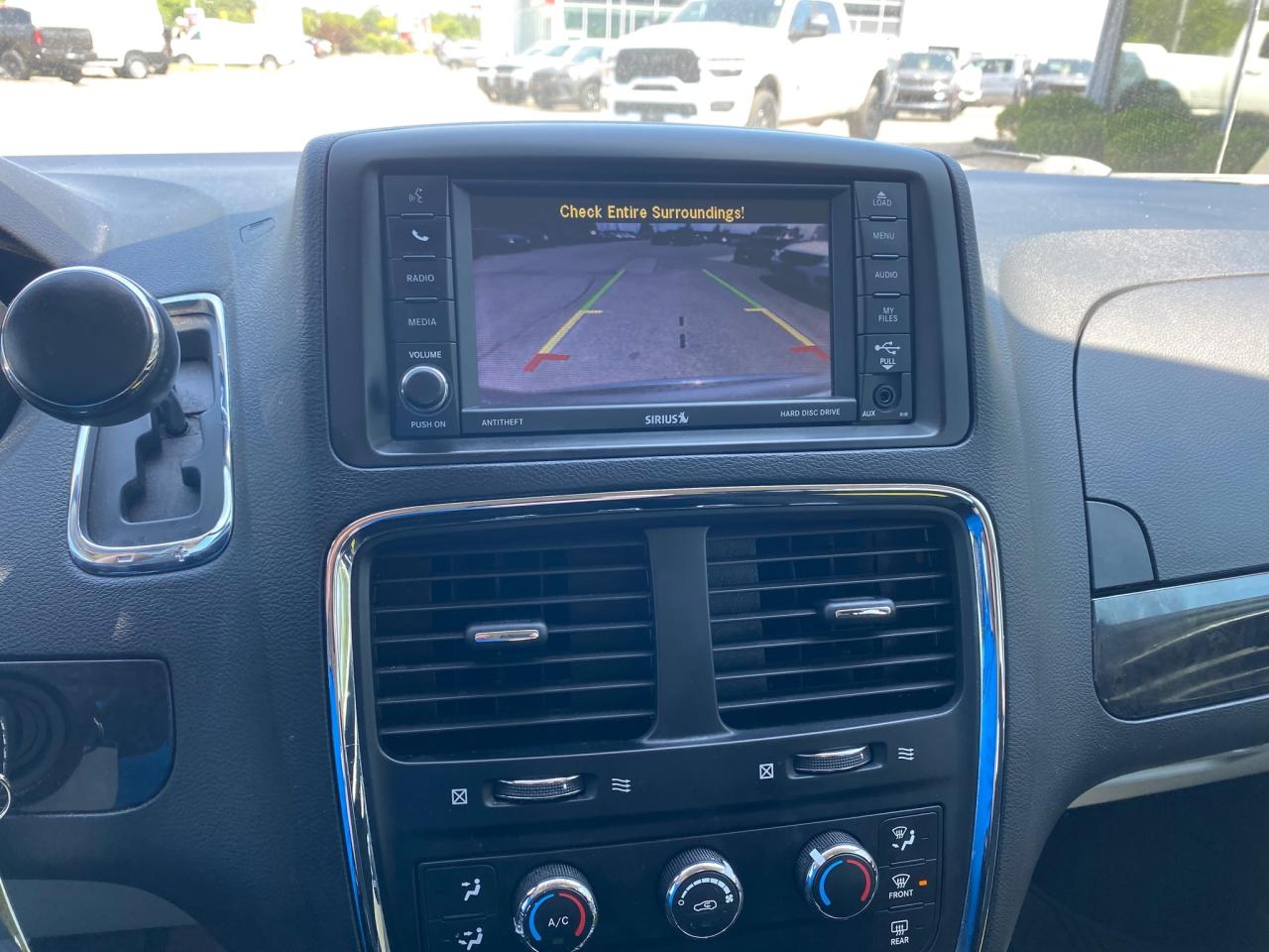 2017 Dodge Grand Caravan CVP/SXT Photo