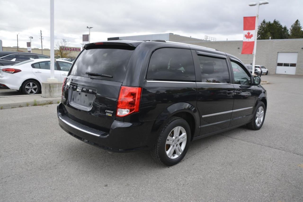 2017 Dodge Grand Caravan GRAND CREW CARAVAN Photo