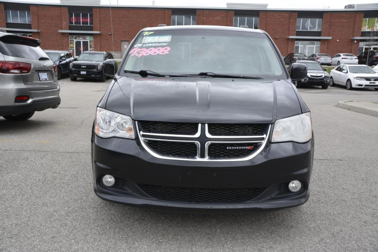 2017 Dodge Grand Caravan GRAND CREW CARAVAN Photo