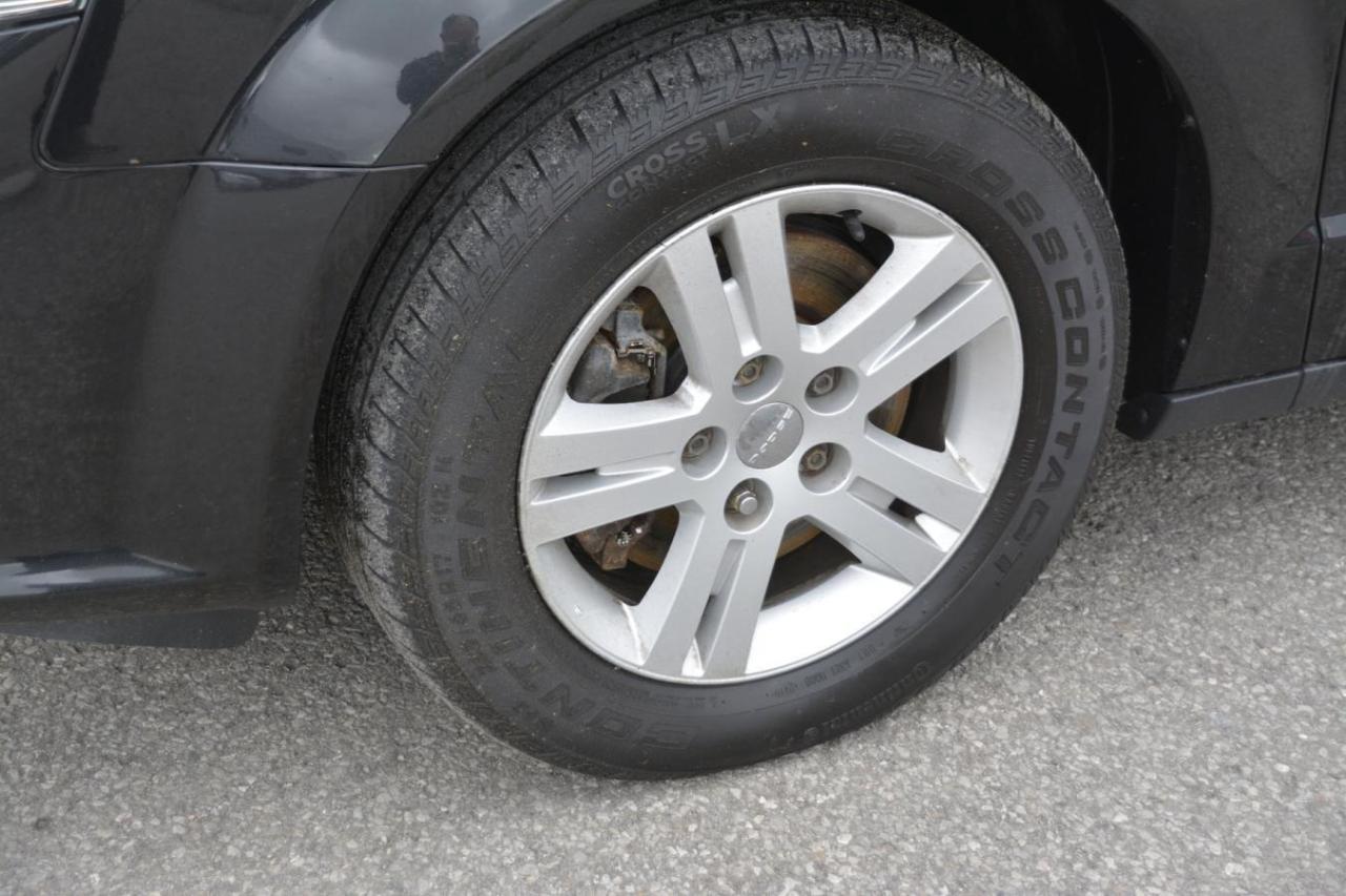 2017 Dodge Grand Caravan GRAND CREW CARAVAN Photo