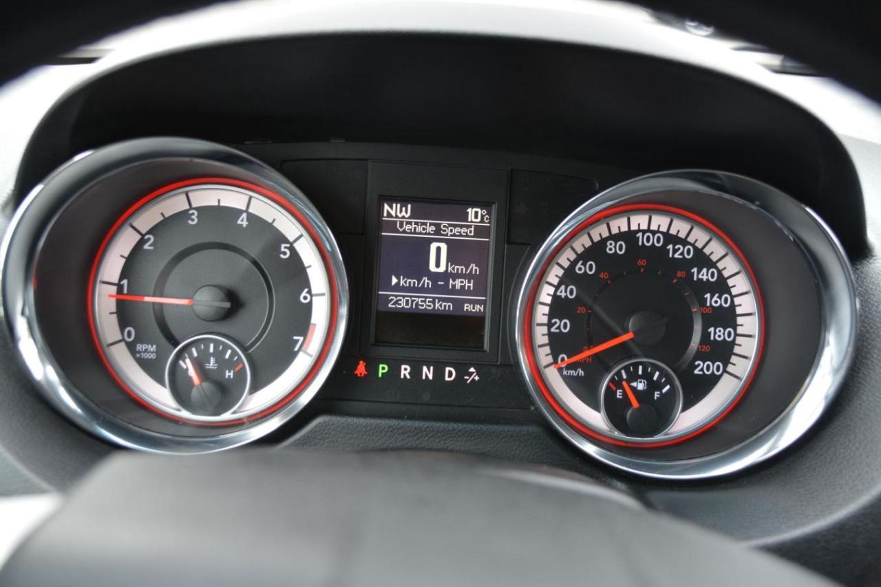 2017 Dodge Grand Caravan GRAND CREW CARAVAN Photo