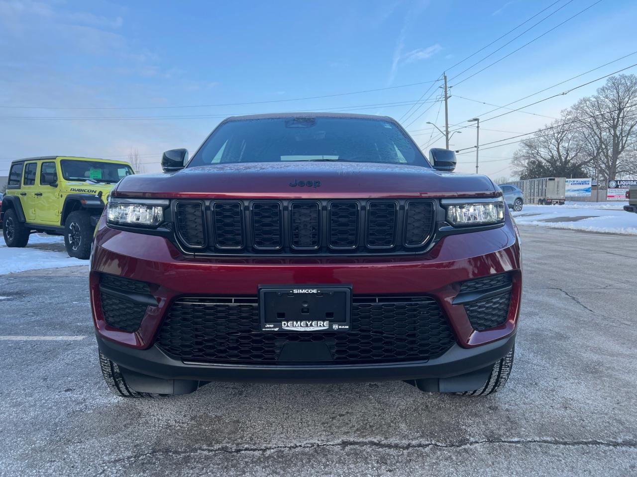 2025 Jeep Grand Cherokee Laredo Photo