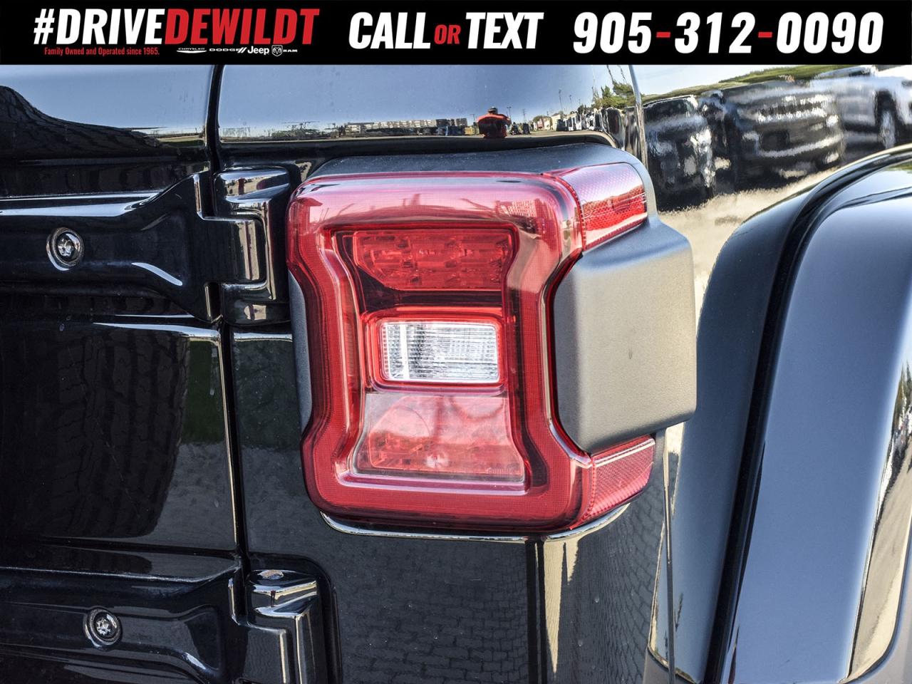 2020 Jeep WRANGLER UNLIMITED SAHARA   LEATHER SEATS   COLD WEATHER GRP Photo