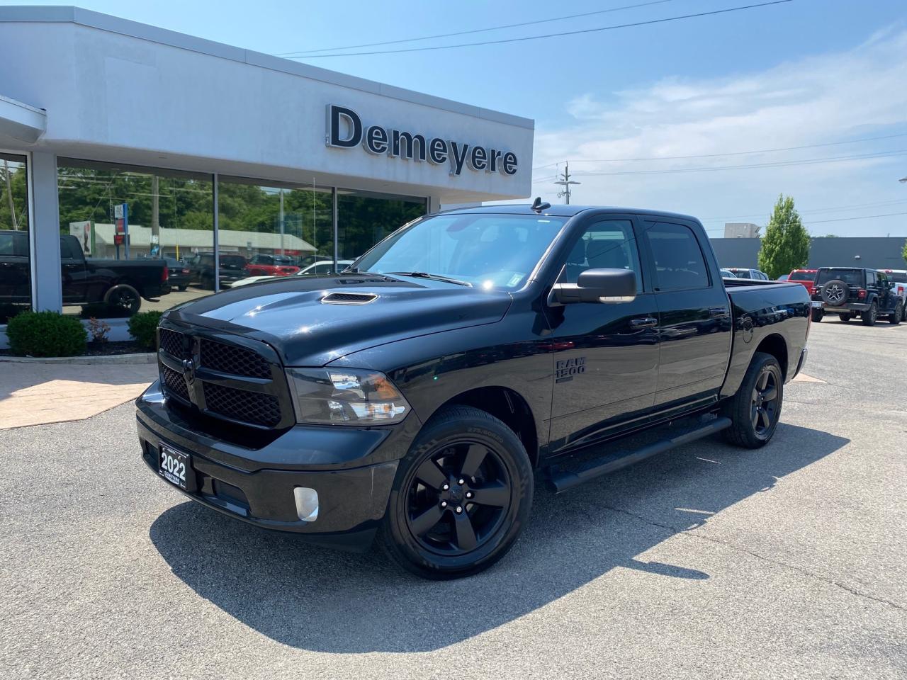 2022 RAM 1500 Classic SLT Photo0