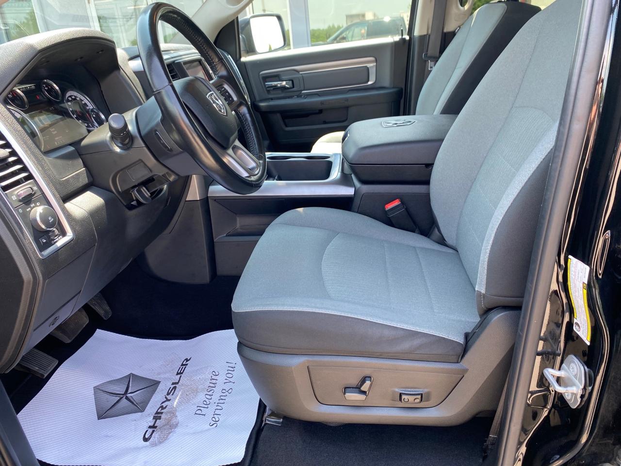 2022 RAM 1500 Classic SLT Photo