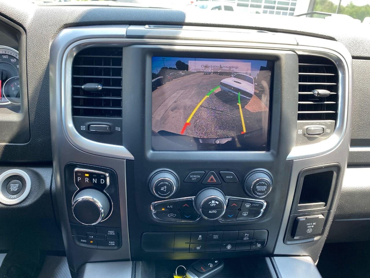 2022 RAM 1500 Classic SLT 4x4 Crew Cab 5'7 Box Photo