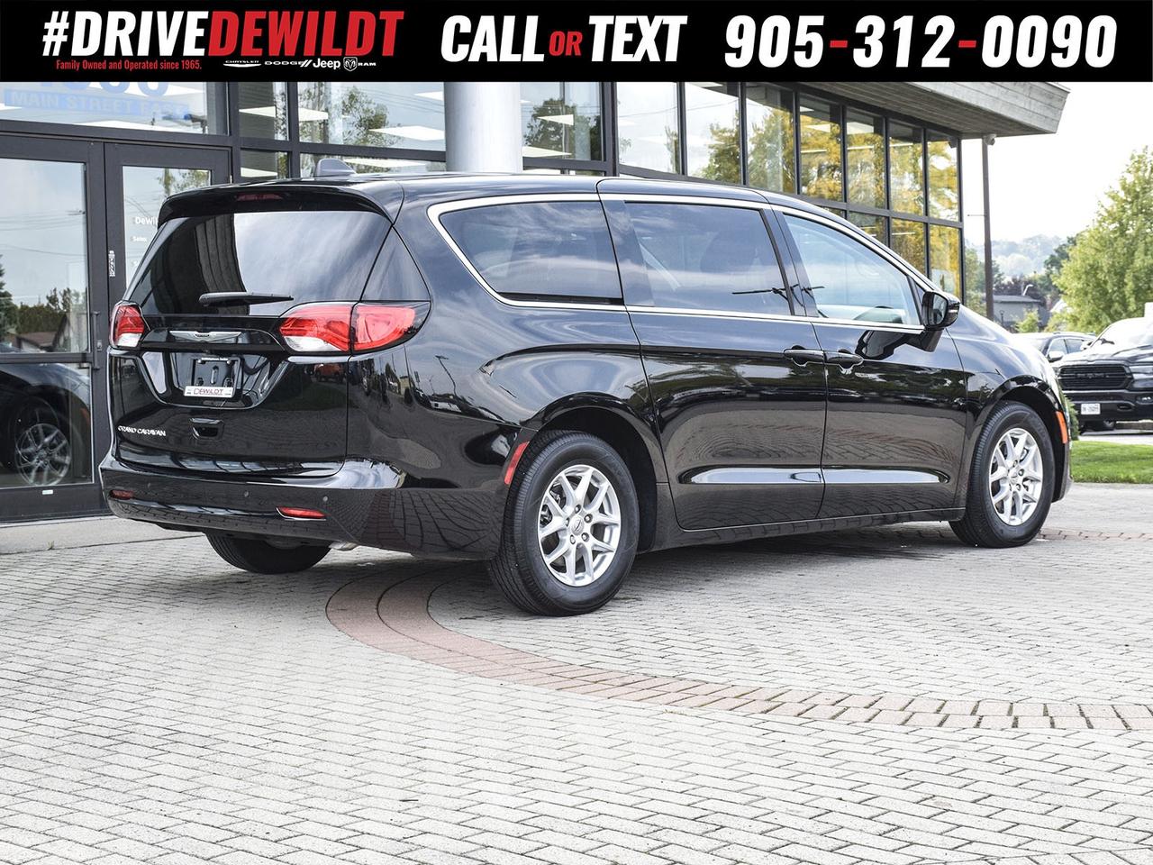 2024 Chrysler Grand Caravan SXT   HEATED SEATS   BLIND SPOT DETECTION Photo