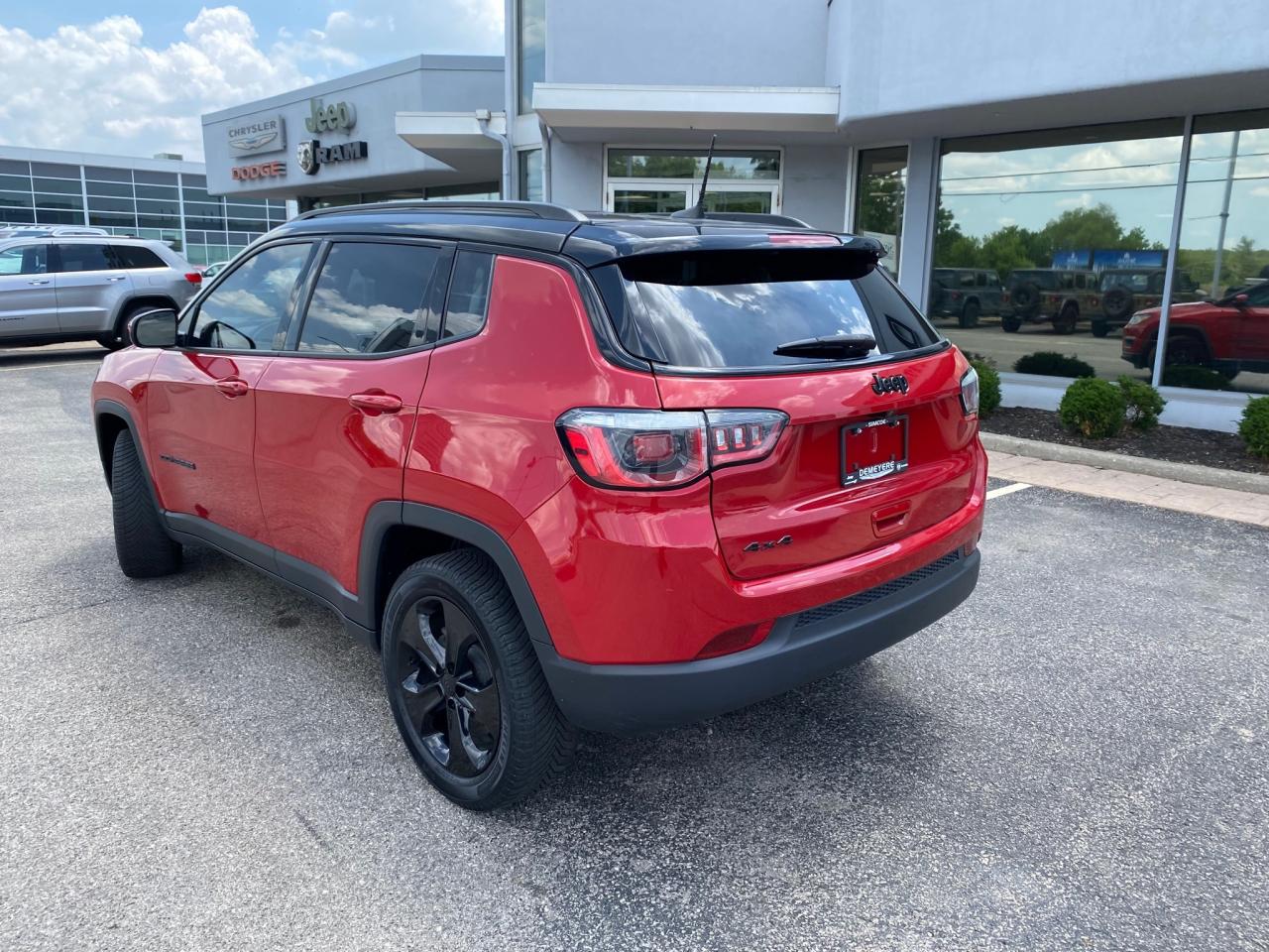 2019 Jeep Compass NORTH Photo