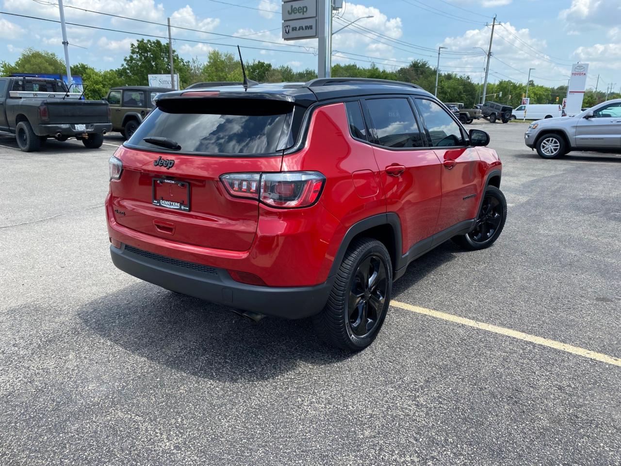 2019 Jeep Compass NORTH Photo4