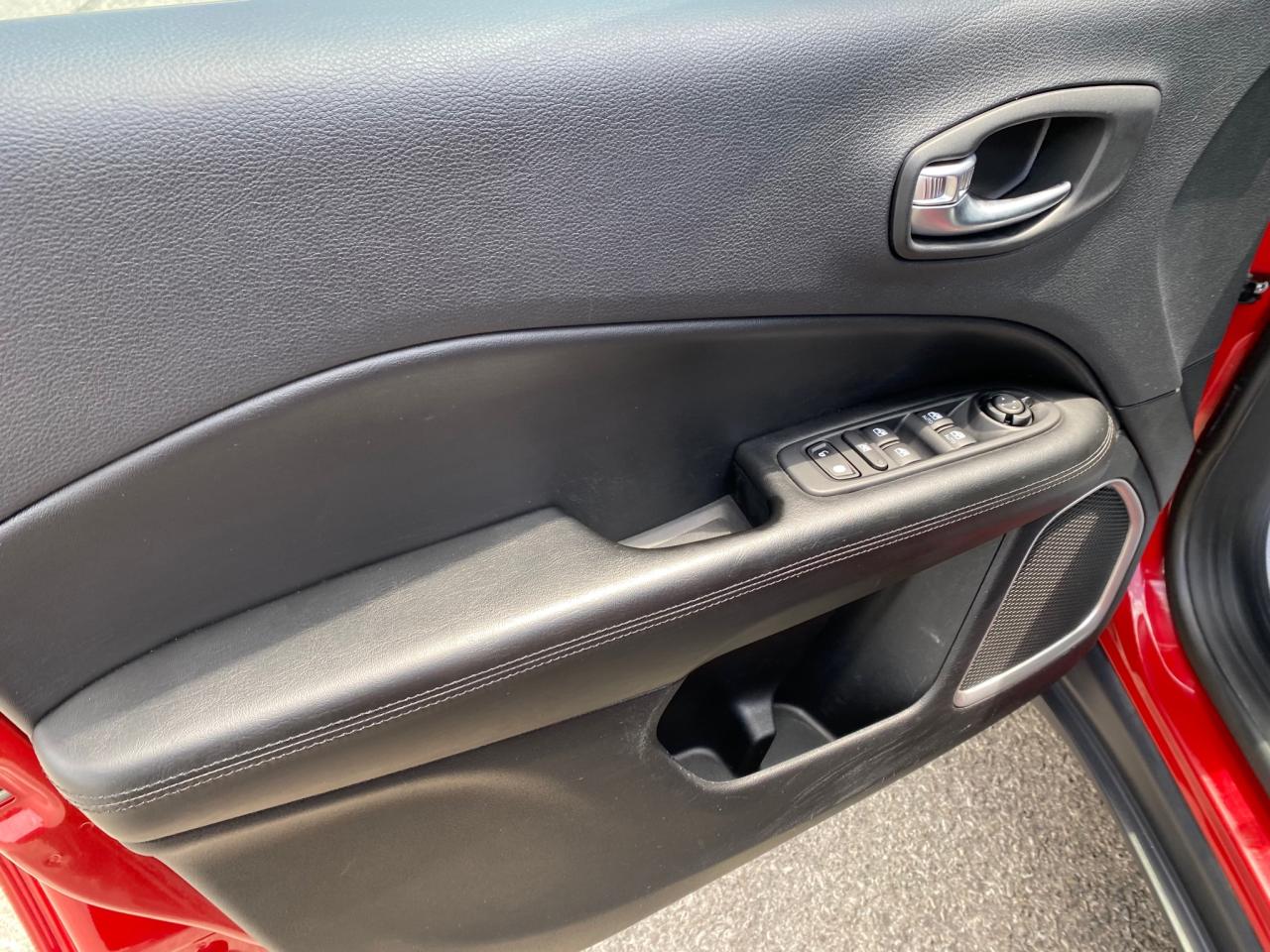 2019 Jeep Compass NORTH Photo