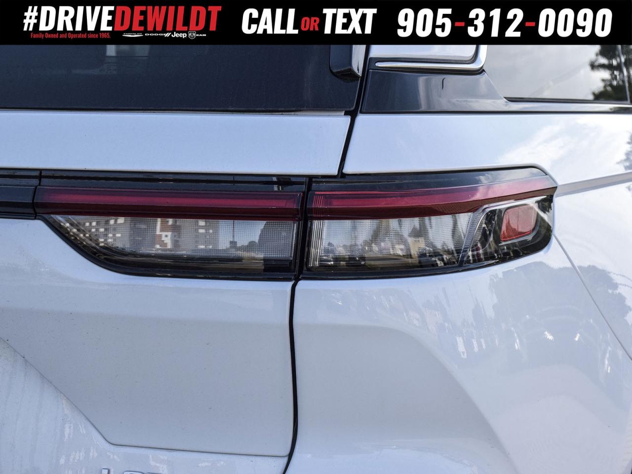 2024 Jeep Grand Cherokee LAREDO   POWER SUNROOF   LOW KM! Photo