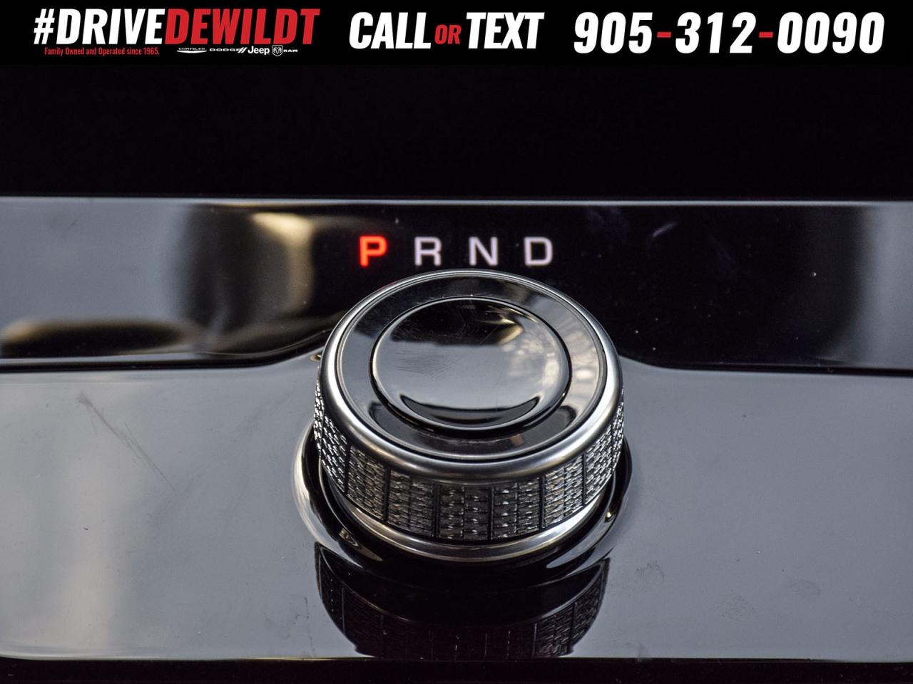 2024 Jeep Grand Cherokee LAREDO   POWER SUNROOF   LOW KM! Photo