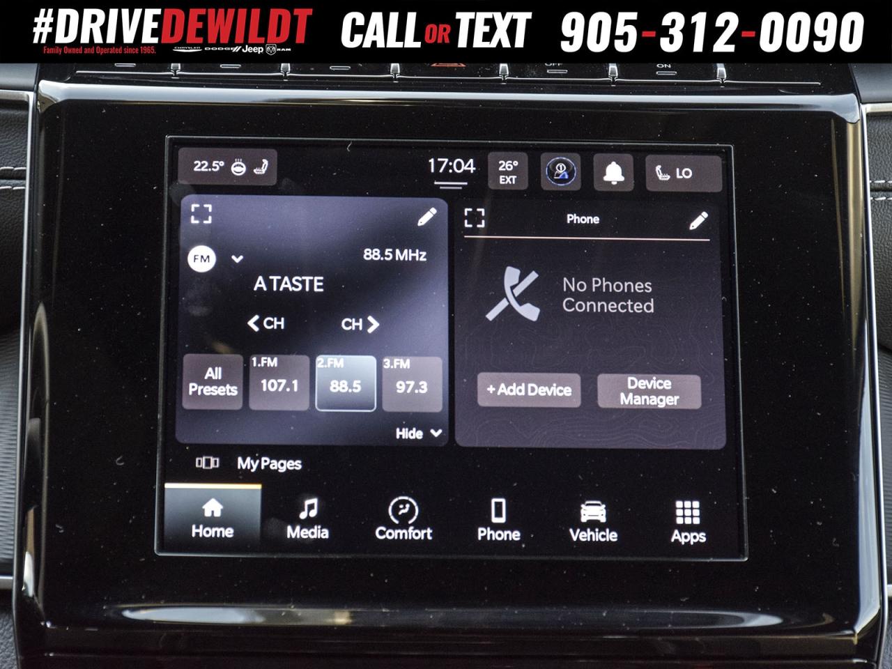 2024 Jeep Grand Cherokee LAREDO   POWER SUNROOF   LOW KM! Photo