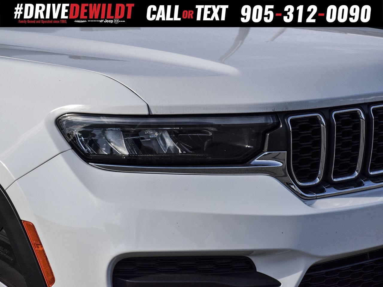 2024 Jeep Grand Cherokee LAREDO   POWER SUNROOF   LOW KM! Photo