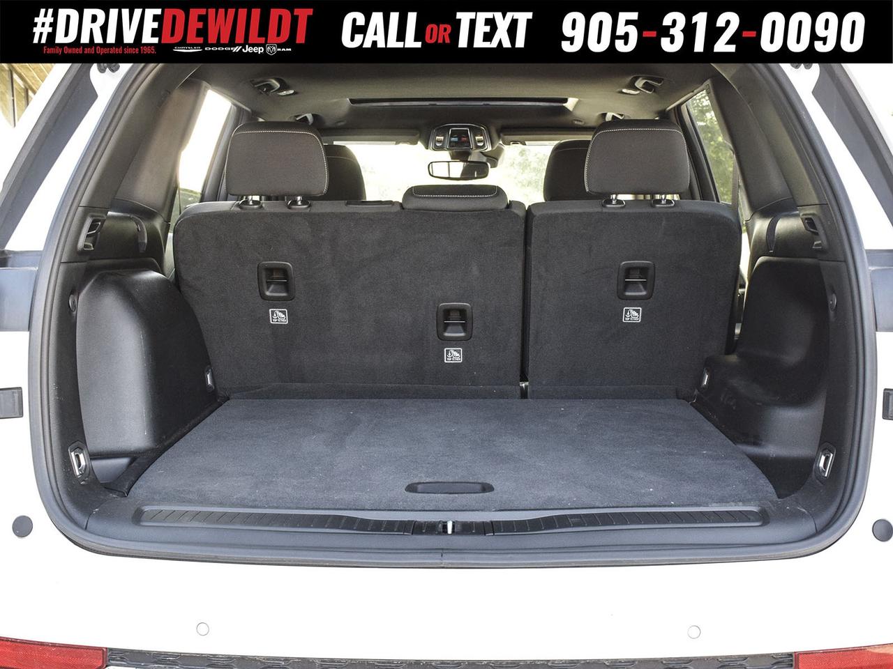 2024 Jeep Grand Cherokee LAREDO   POWER SUNROOF   LOW KM! Photo