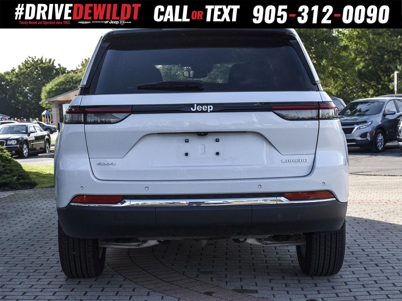 2024 Jeep Grand Cherokee LAREDO   POWER SUNROOF   LOW KM! Photo