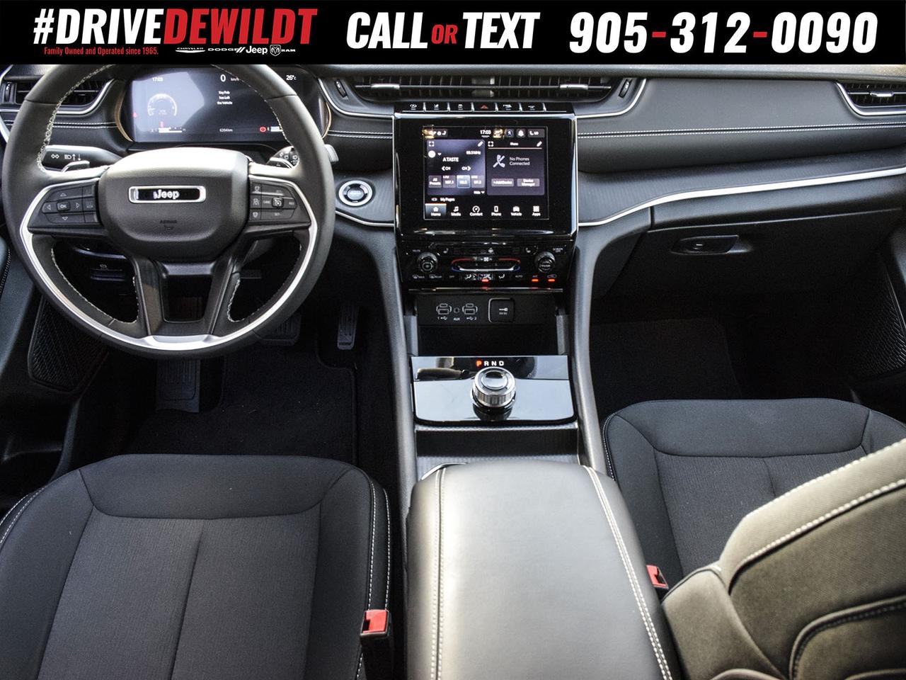 2024 Jeep Grand Cherokee LAREDO   POWER SUNROOF   LOW KM! Photo