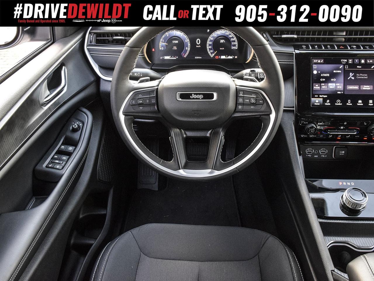 2024 Jeep Grand Cherokee LAREDO   POWER SUNROOF   LOW KM! Photo