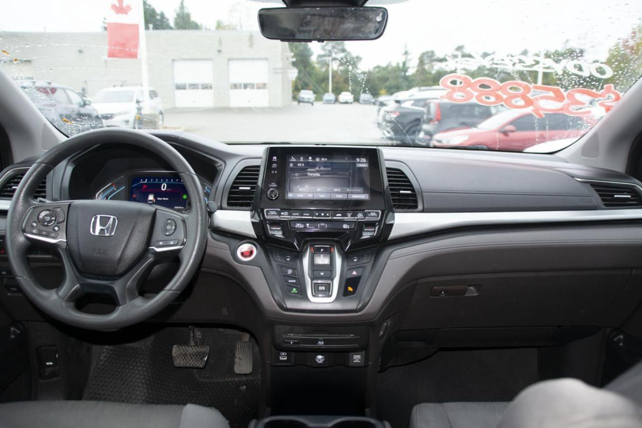 2022 Honda Odyssey Odyssey EX Photo3