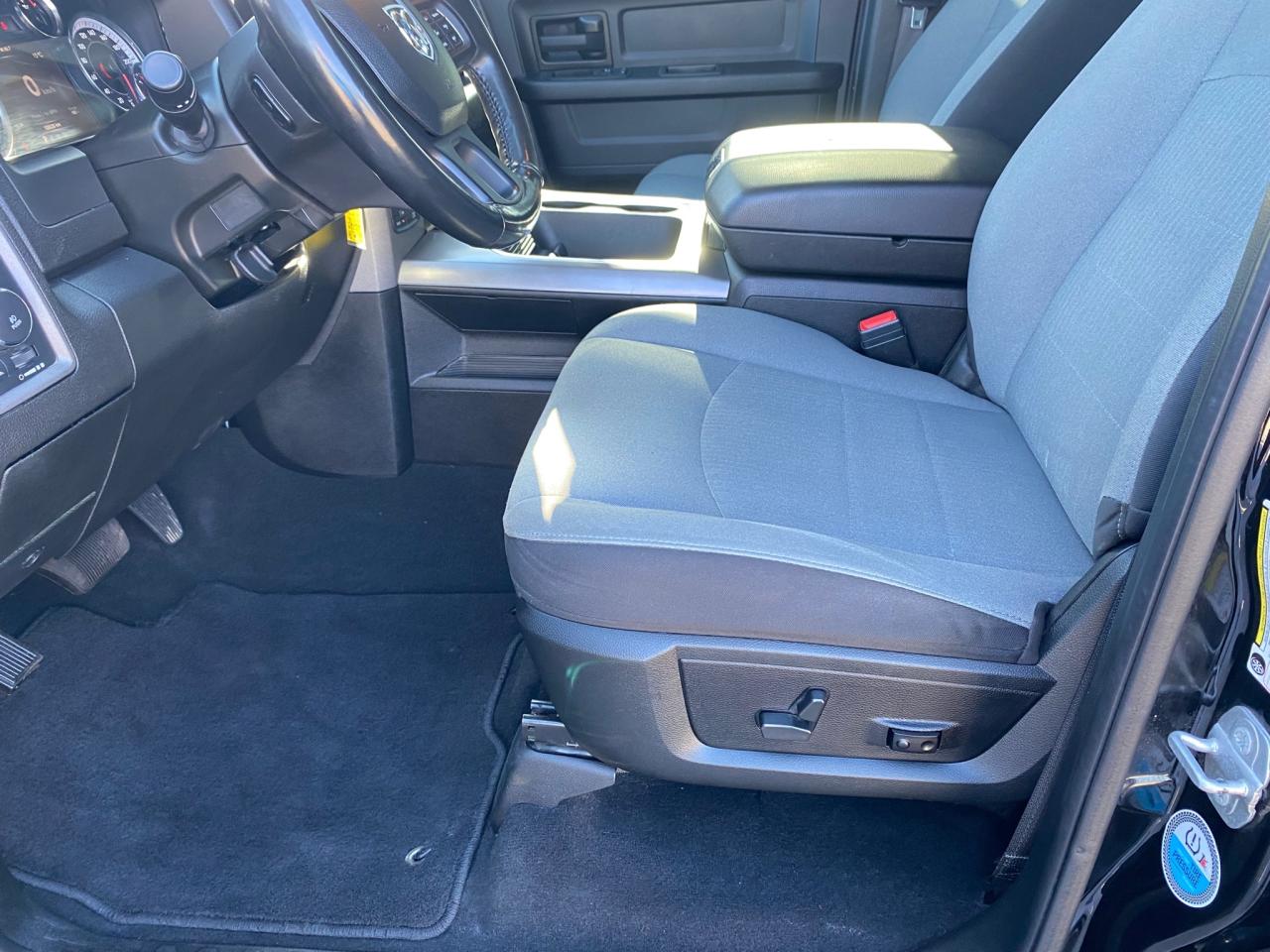 2022 RAM 1500 Classic TRADESMAN Photo