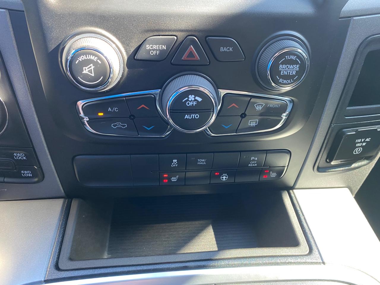 2022 RAM 1500 Classic TRADESMAN Photo