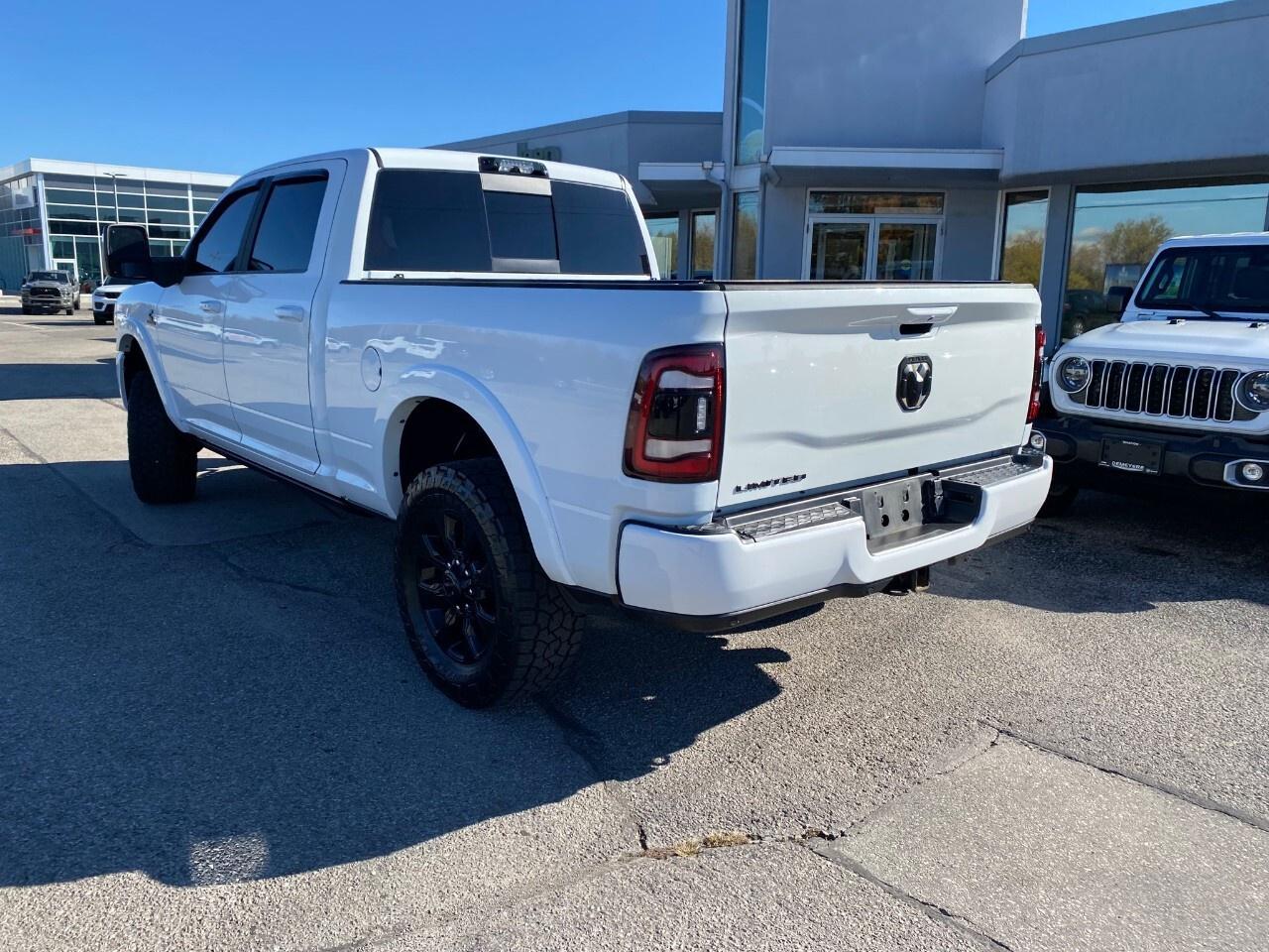 2024 RAM 2500 Limited 4x4 Crew Cab 6'4 Box Photo2