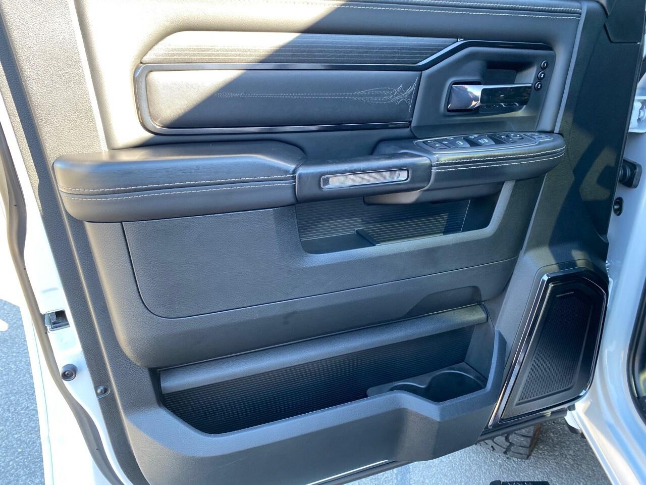 2024 RAM 2500 Limited 4x4 Crew Cab 6'4 Box Photo