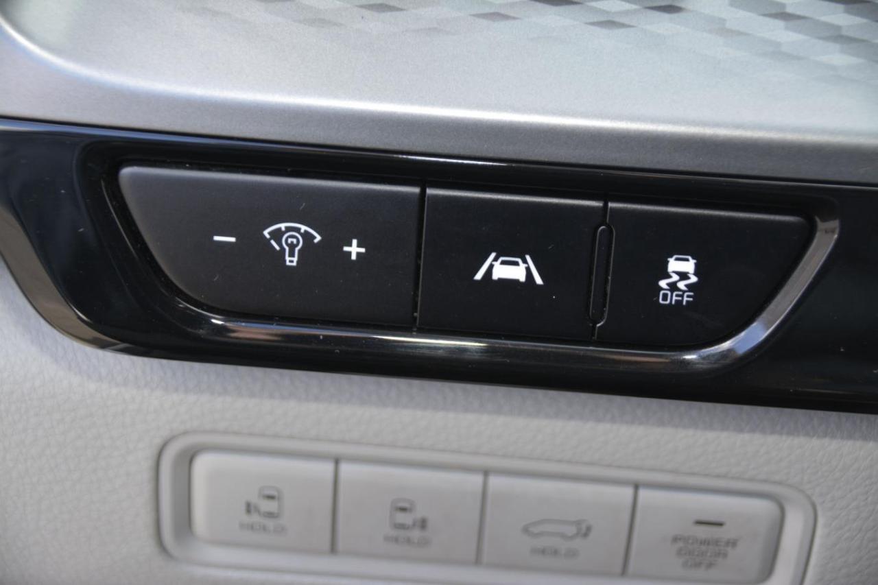 2022 Kia Carnival CARNIVAL LX Photo