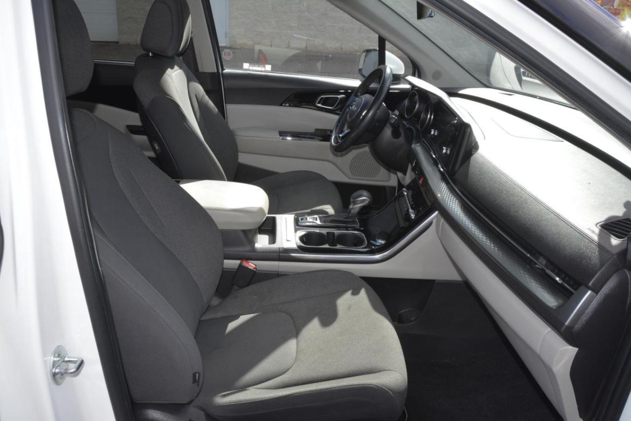 2022 Kia Carnival CARNIVAL LX Photo