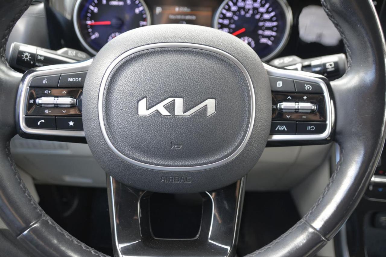 2022 Kia Carnival CARNIVAL LX Photo