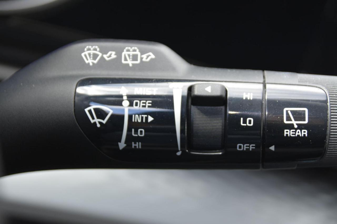 2022 Kia Carnival CARNIVAL LX Photo