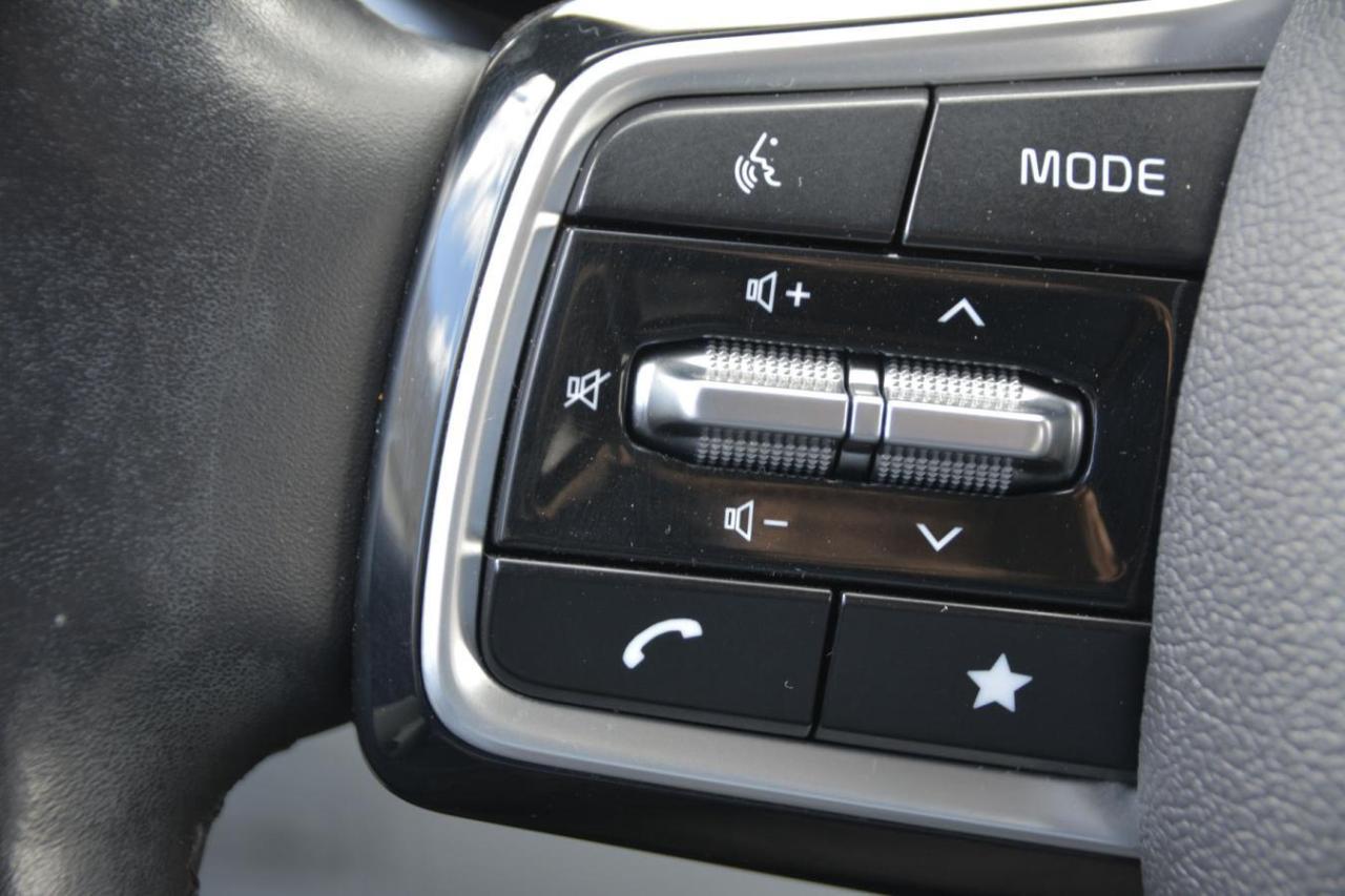 2022 Kia Carnival CARNIVAL LX Photo