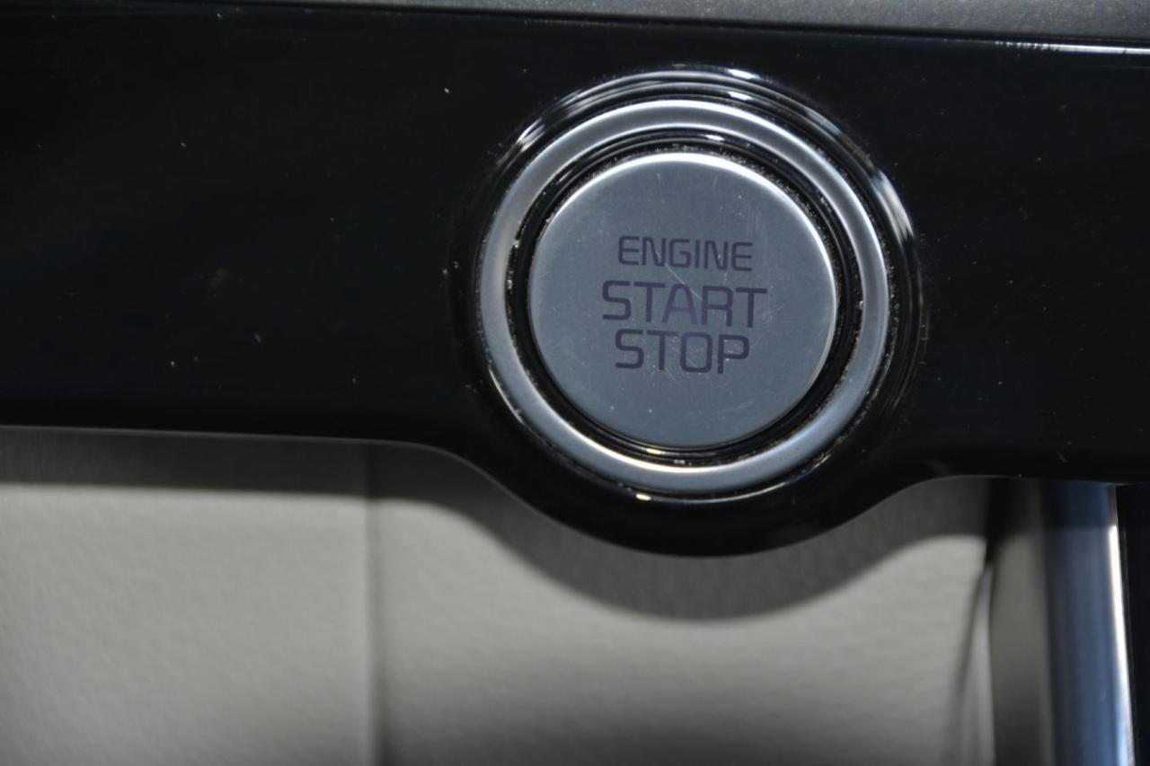 2022 Kia Carnival CARNIVAL LX Photo