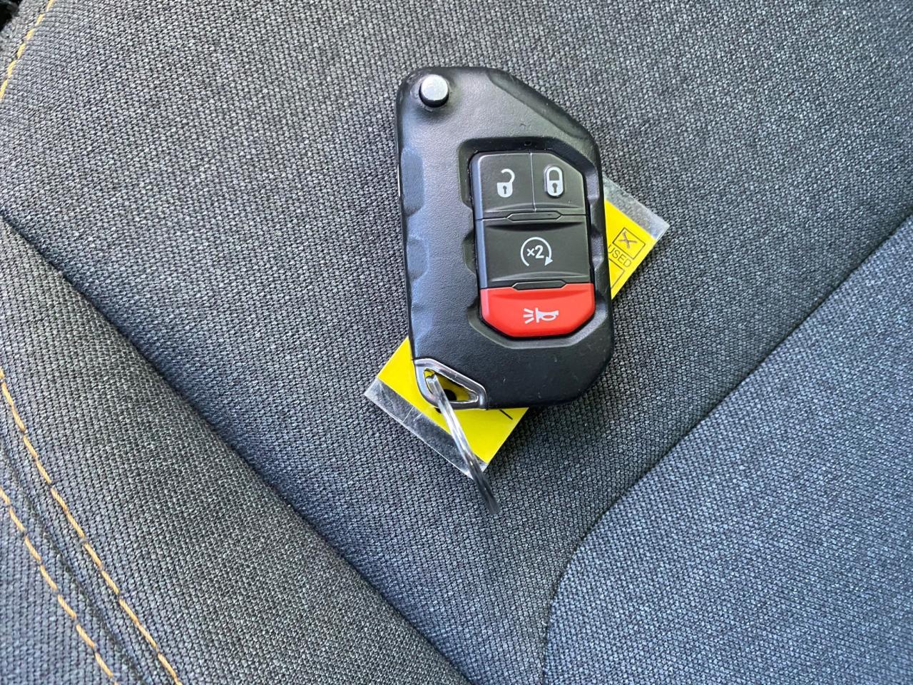 2024 Jeep Wrangler SPORT Photo