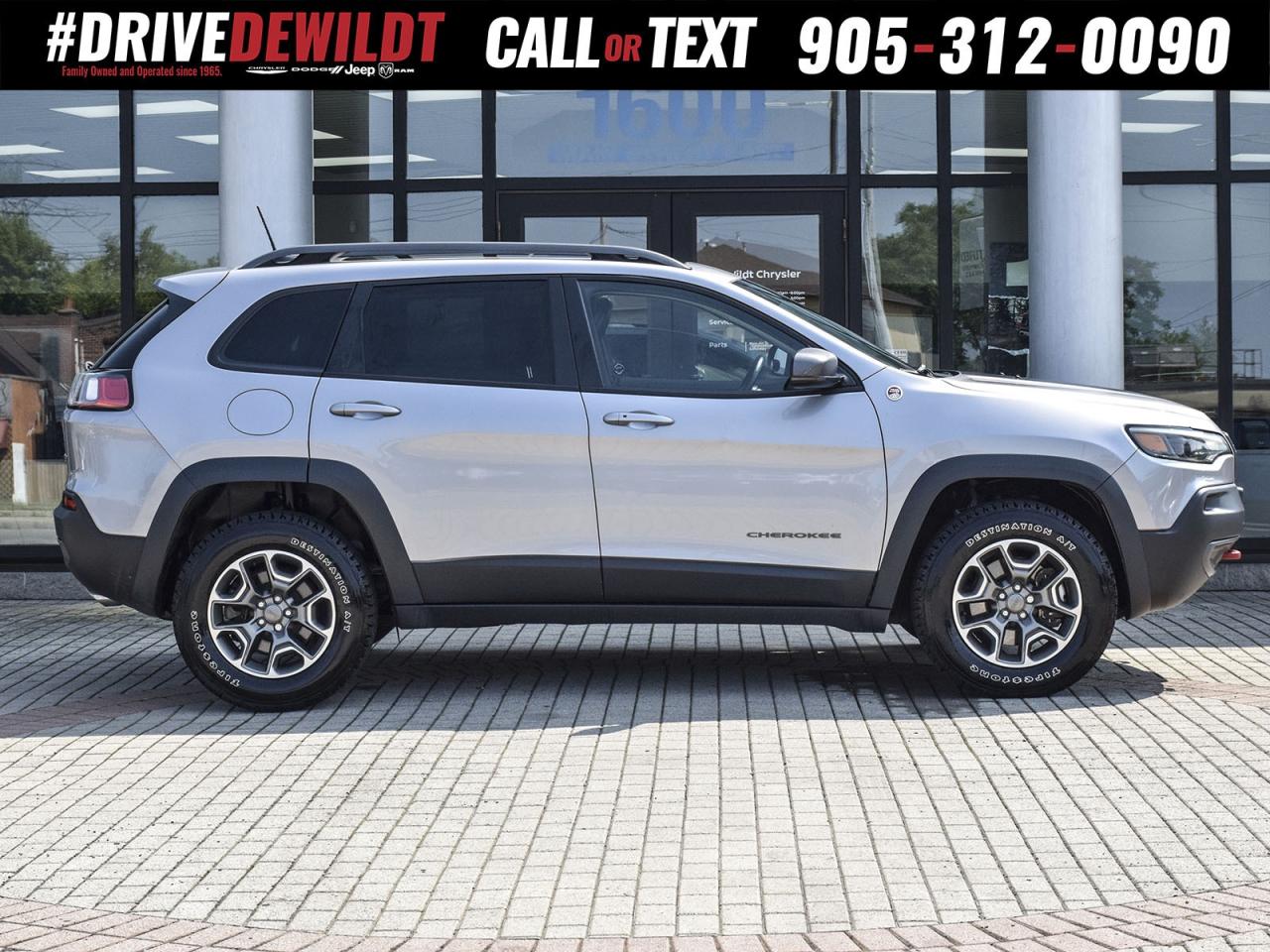 2021 Jeep Cherokee TRAILHAWK ELITE   PANO ROOF   TRAILER TOW Photo