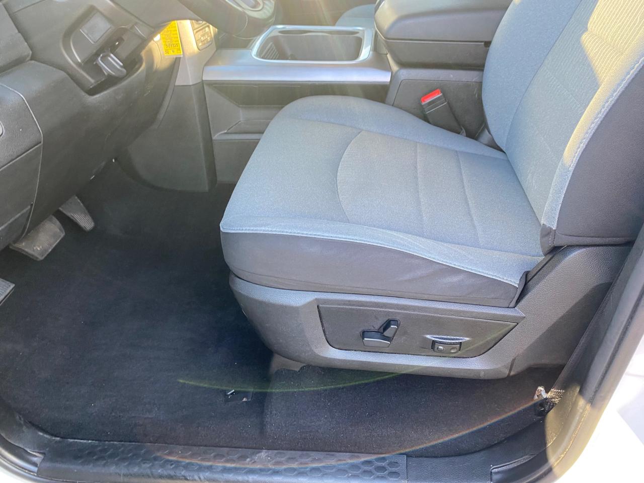 2023 RAM 1500 Classic TRADESMAN Photo