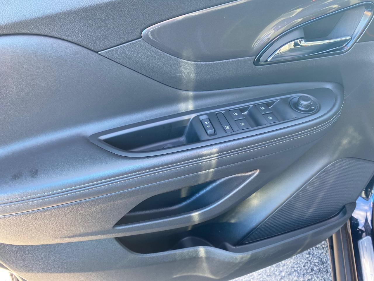 2022 Buick Encore Preferred Photo