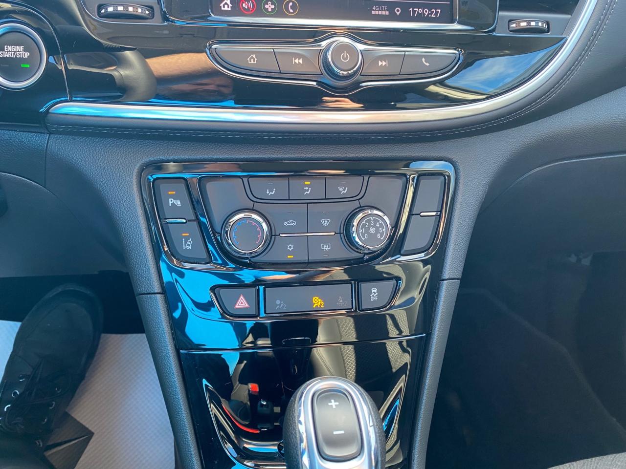 2022 Buick Encore Preferred Photo