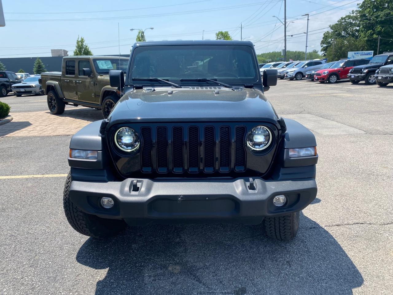 2023 Jeep Wrangler SPORT Photo