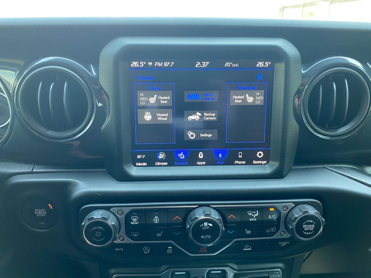 2023 Jeep Wrangler SPORT Photo